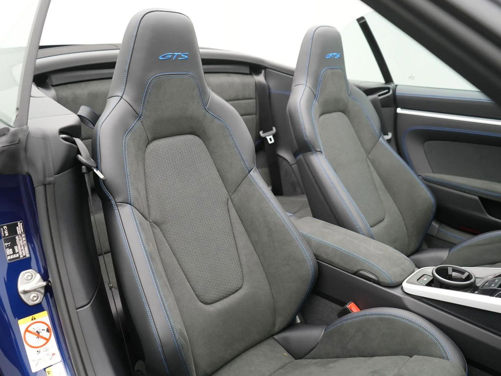 Porsche 992.2 Carrera GTS