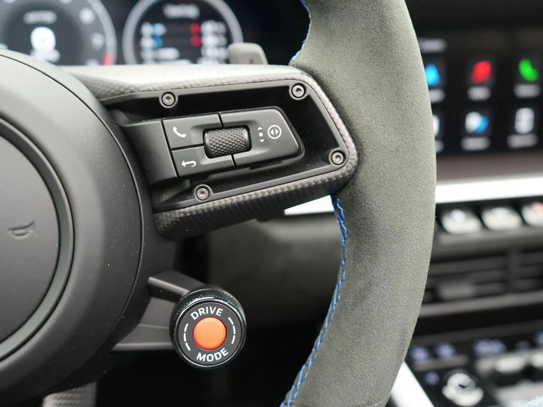 Porsche 992.2 Carrera GTS