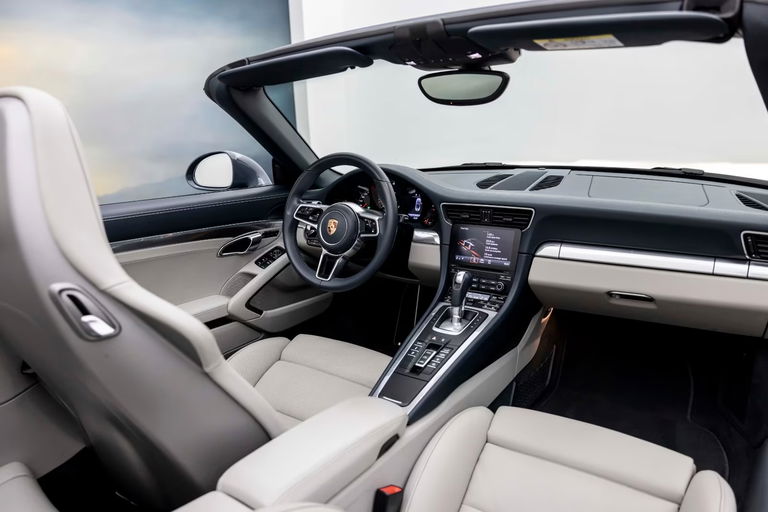 Porsche 991 Carrera 4