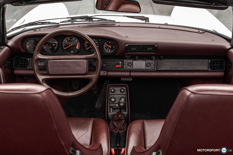 Porsche 911 Carrera 3.2