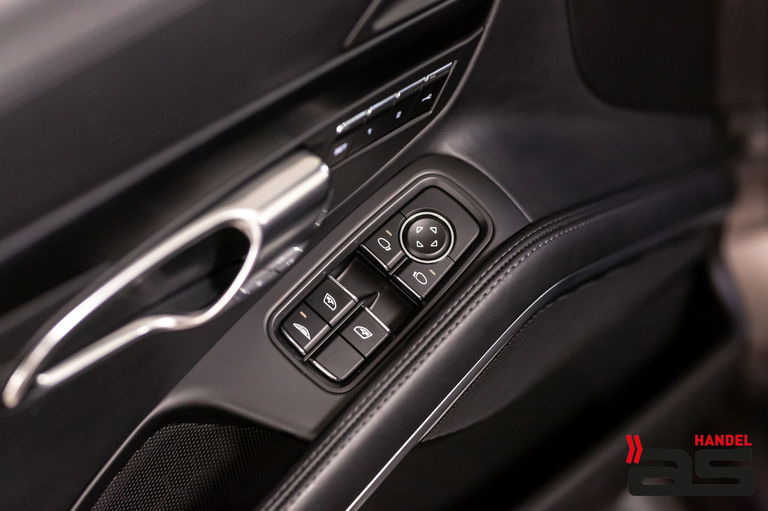 Porsche 991 Carrera 4 GTS