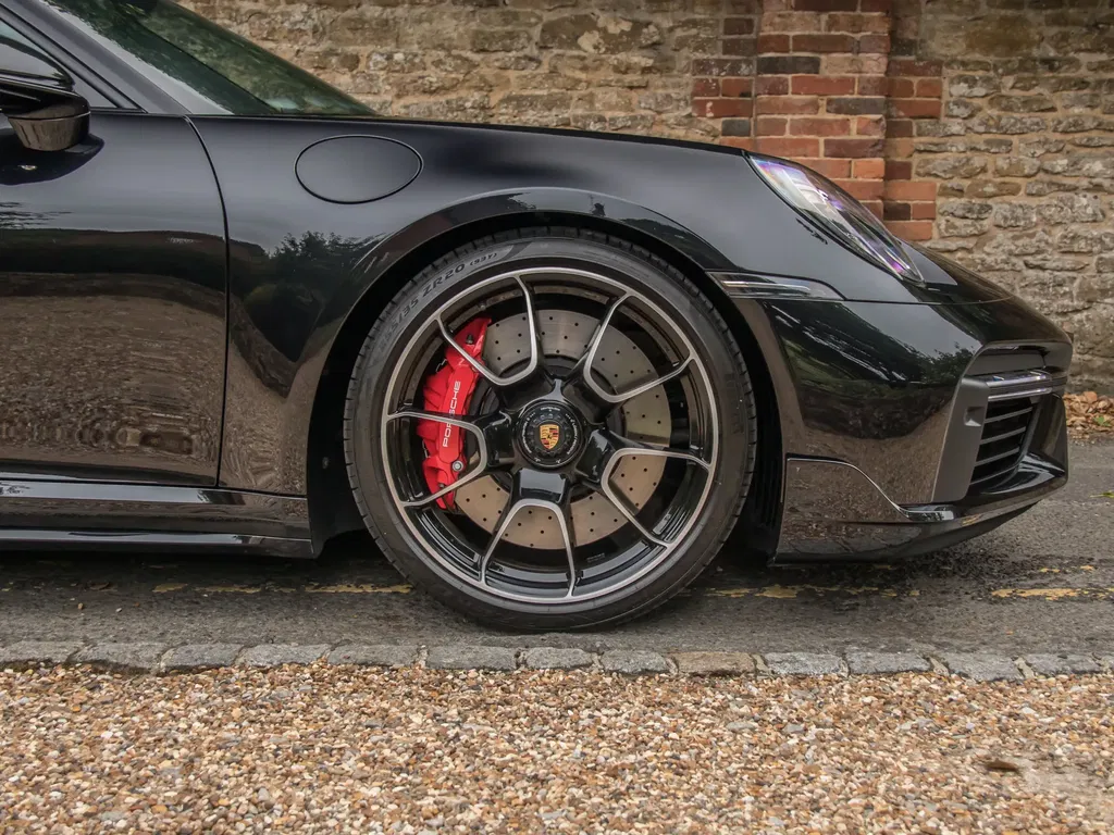 Porsche 992 Turbo
