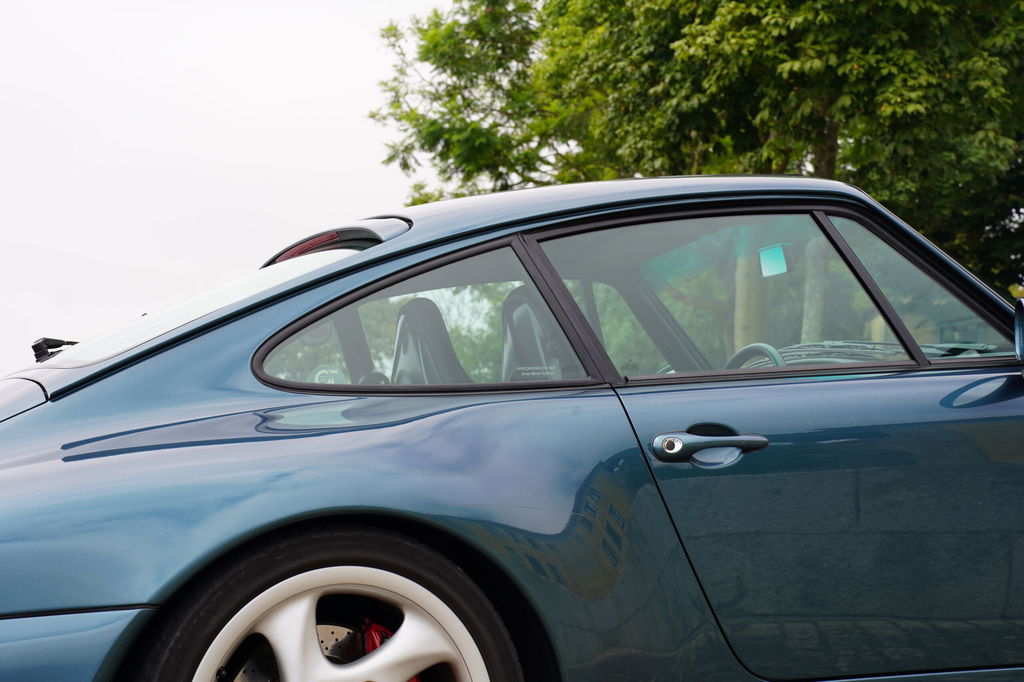 Porsche 993 Carrera 4S