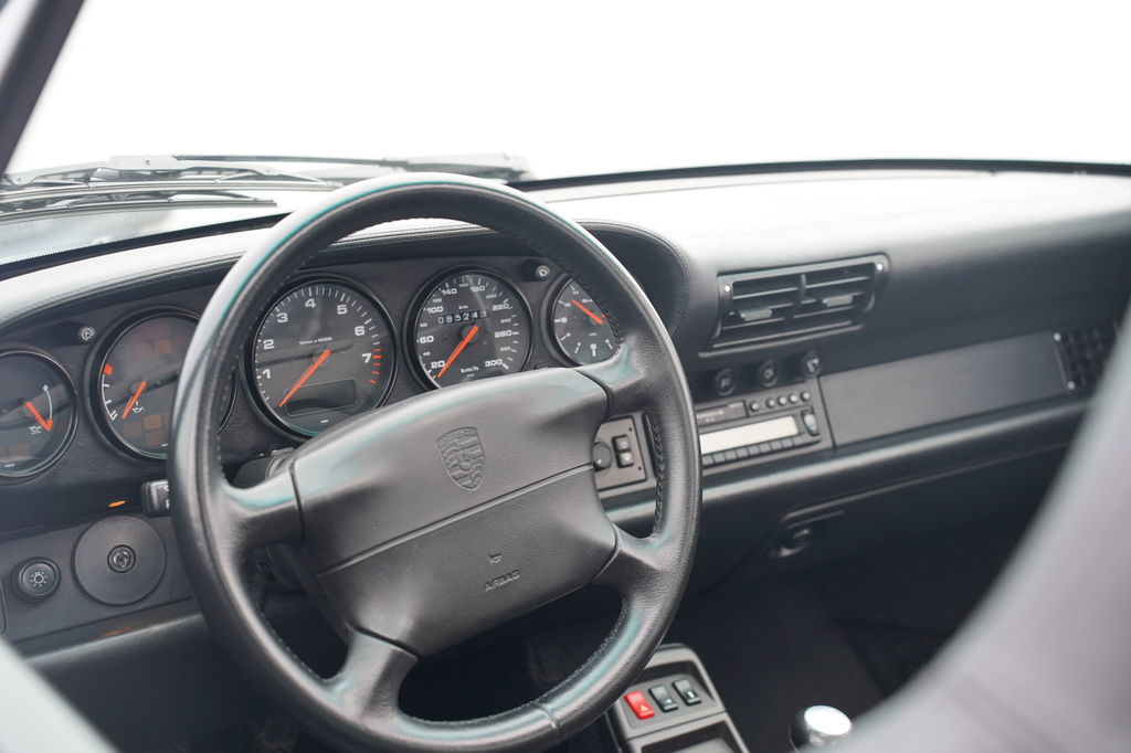 Porsche 993 Carrera 4S
