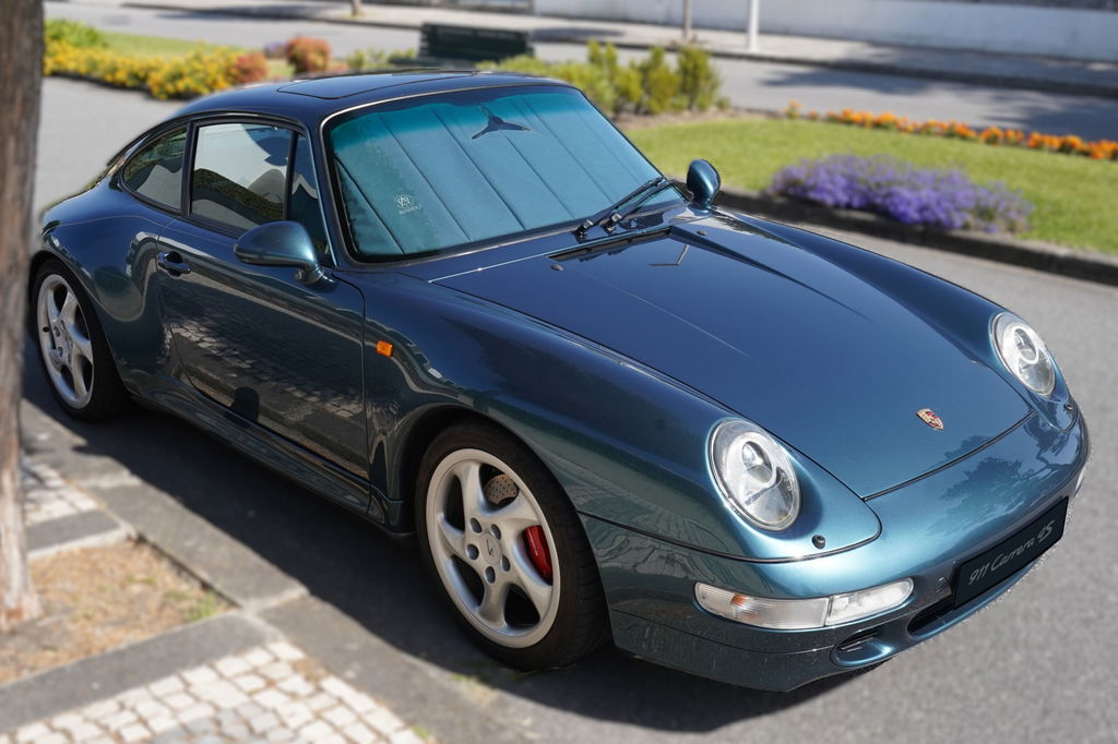 Porsche 993 Carrera 4S