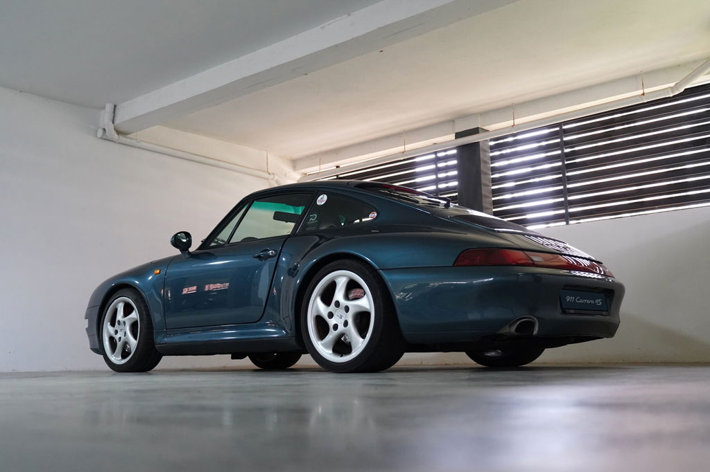 Porsche 993 Carrera 4S
