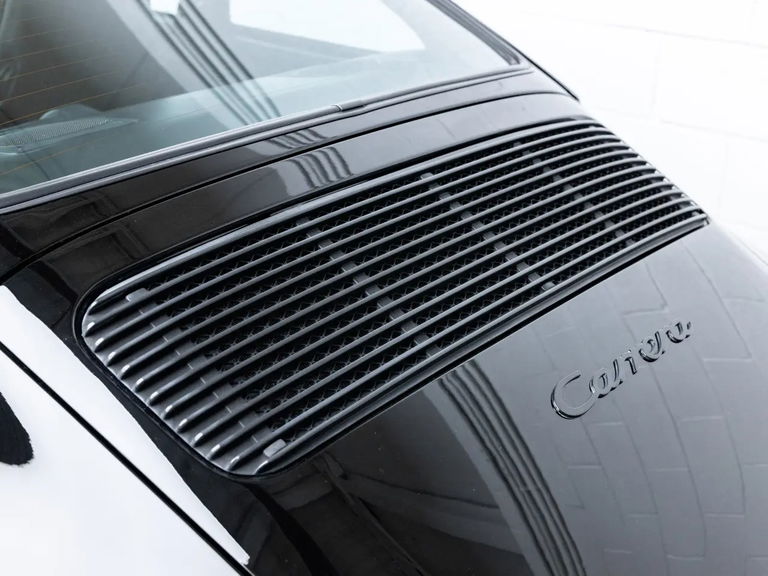 Porsche 911 Carrera 3.2 (US)