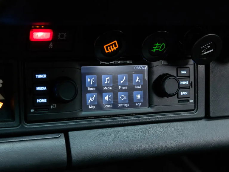 Porsche 911 Carrera 3.2 (US)