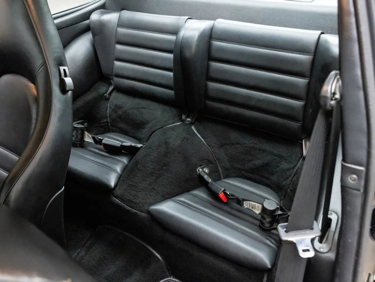 Porsche 911 Carrera 3.2 (US)