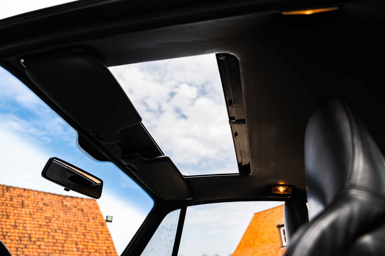 Porsche 993 Carrera 4S