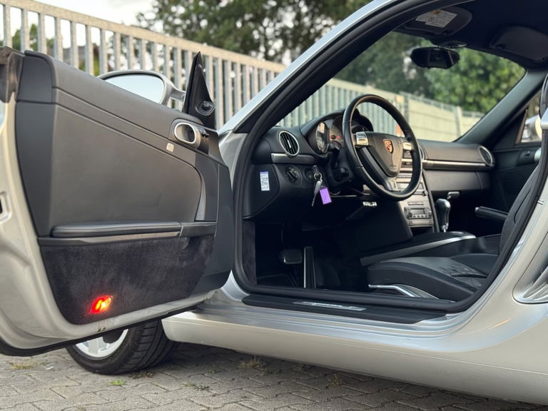 Porsche 987 Cayman S