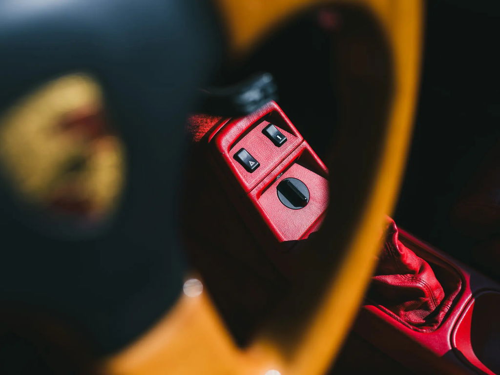 Porsche 964 Carrera 2 Speedster