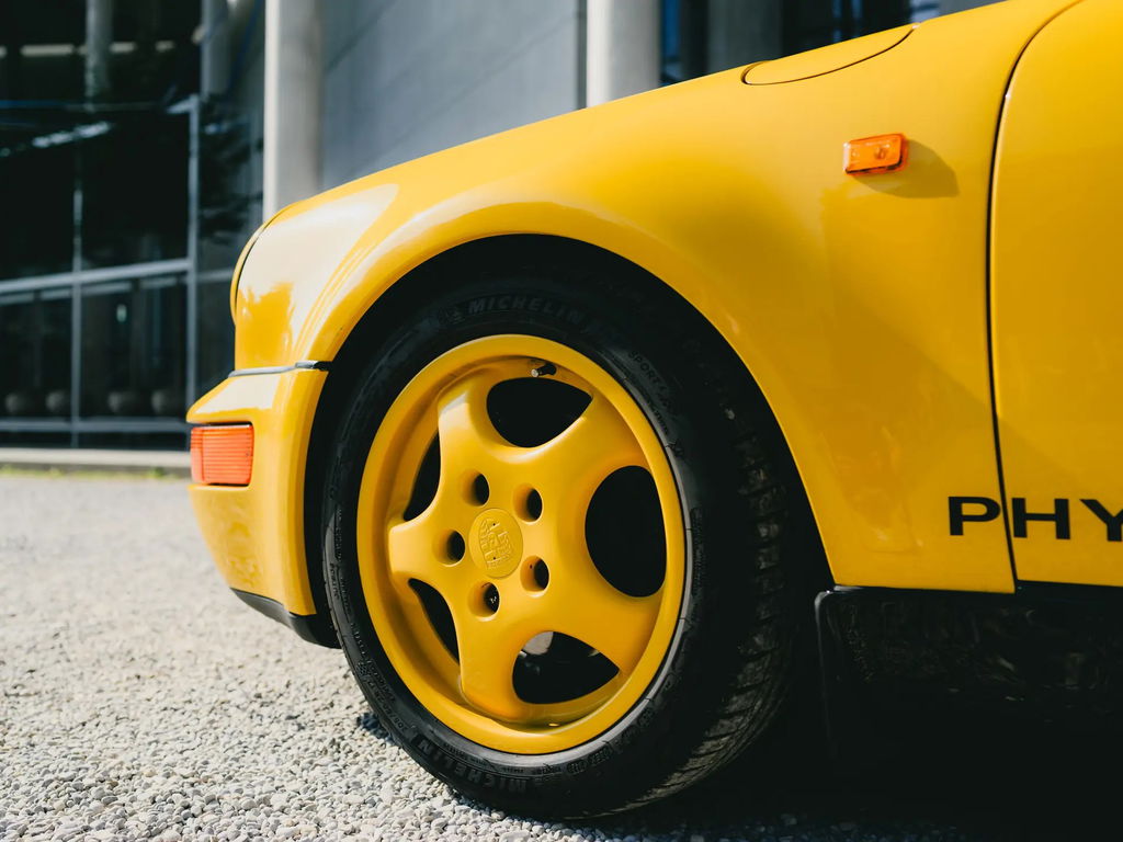 Porsche 964 Carrera 2 Speedster