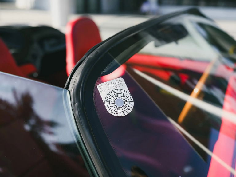 Porsche 964 Carrera 2 Speedster