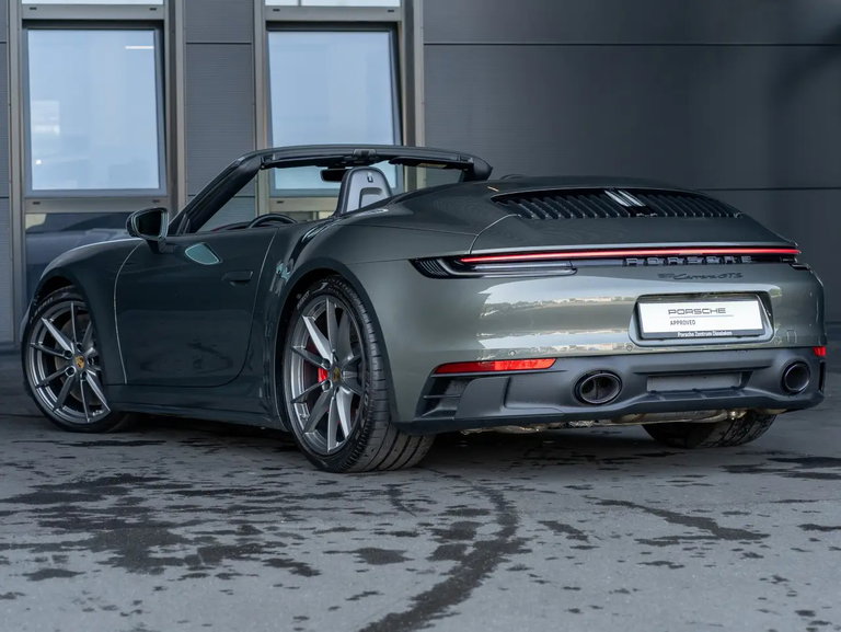 Porsche 992 Carrera GTS