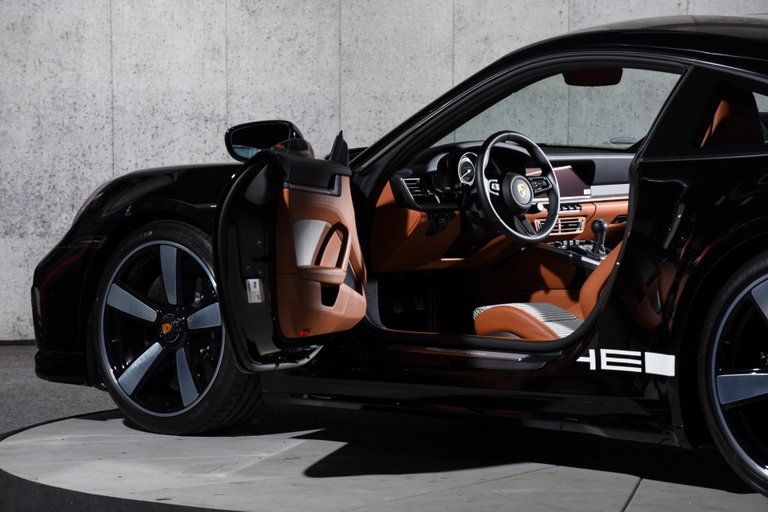 Porsche 992 Sport Classic