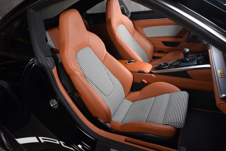 Porsche 992 Sport Classic