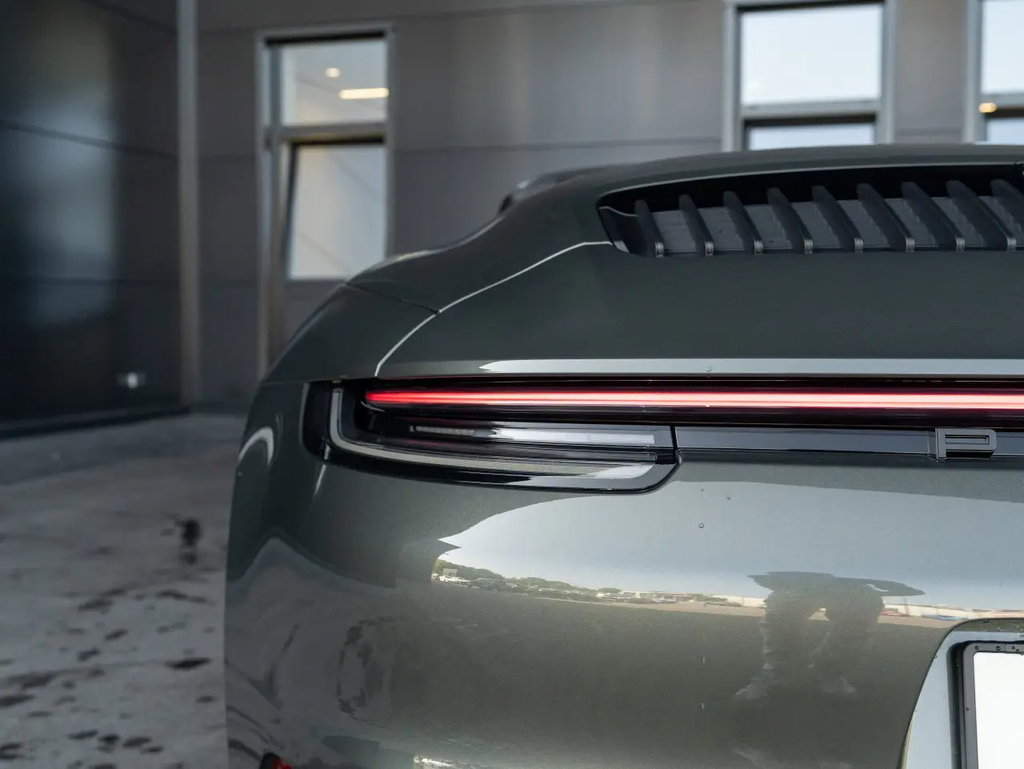 Porsche 992 Carrera GTS