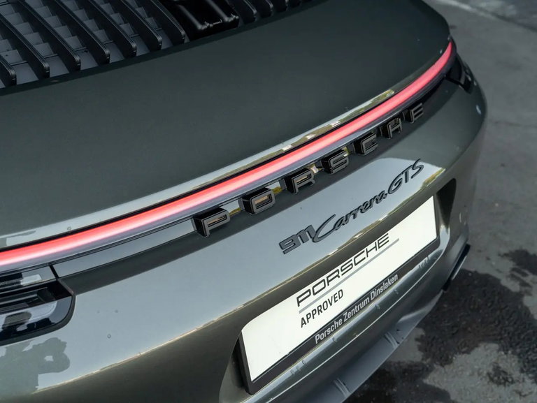 Porsche 992 Carrera GTS