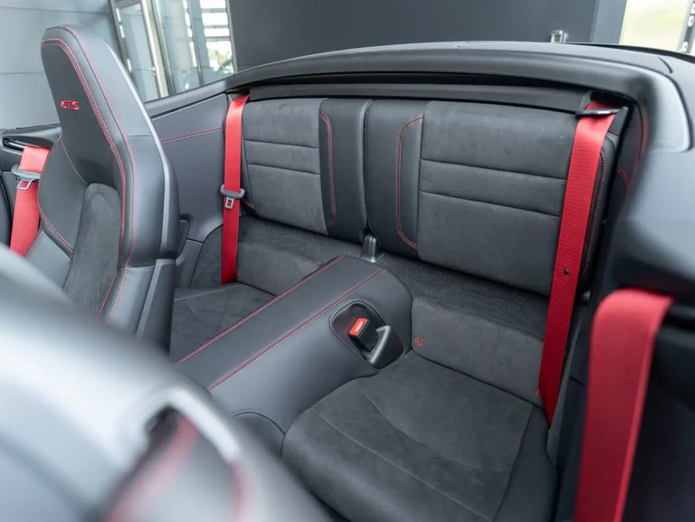 Porsche 992 Carrera GTS