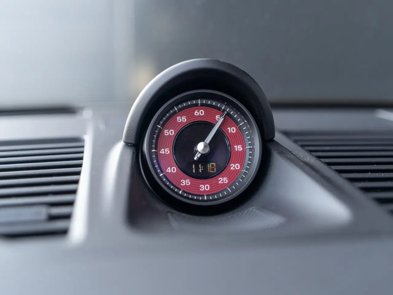 Porsche 992 Carrera GTS