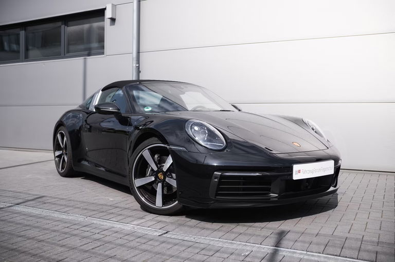 Porsche 992 Targa 4