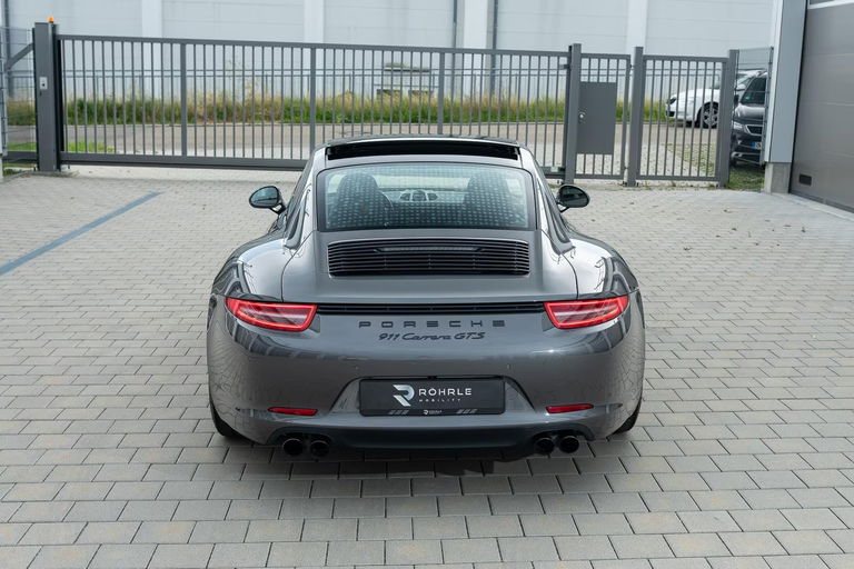 Porsche 991 Carrera GTS
