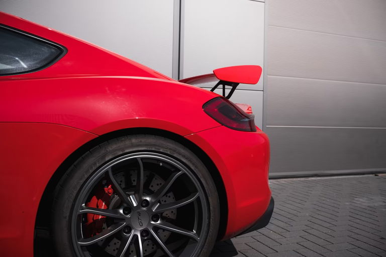 Porsche 981 Cayman GT4