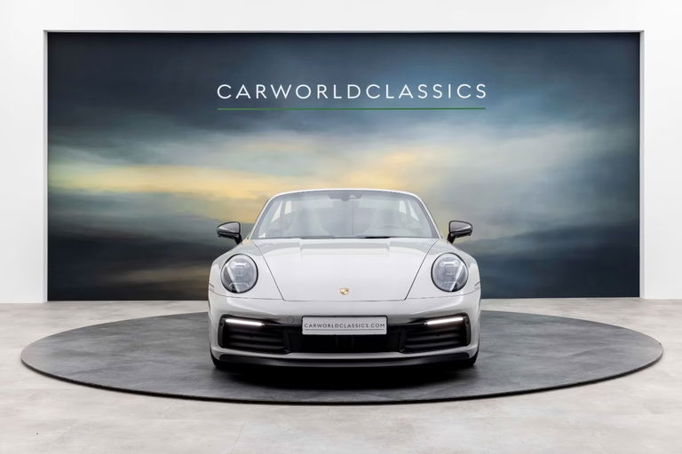 Porsche 992 Carrera S