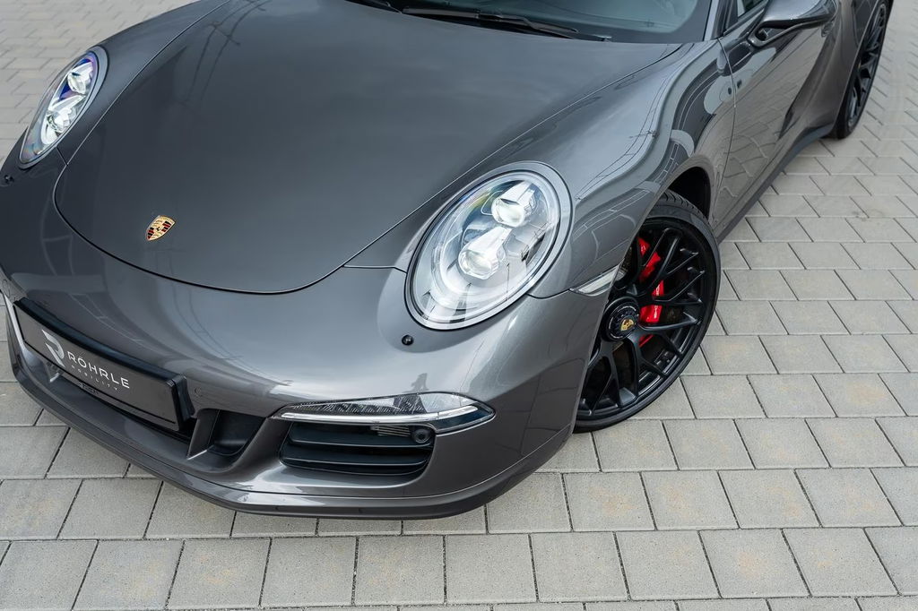Porsche 991 Carrera GTS