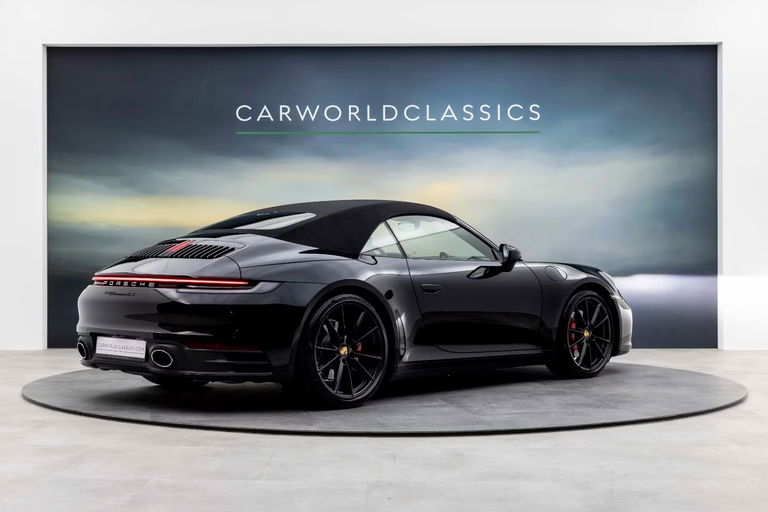 Porsche 992 Carrera 4S