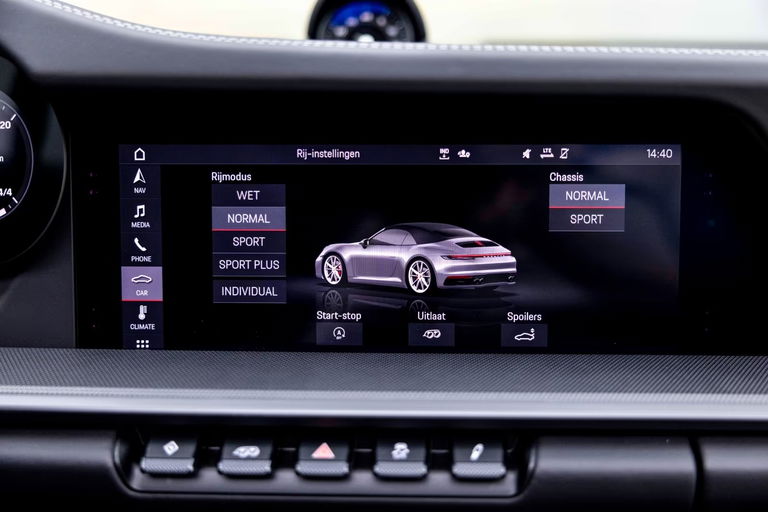 Porsche 992 Carrera 4S