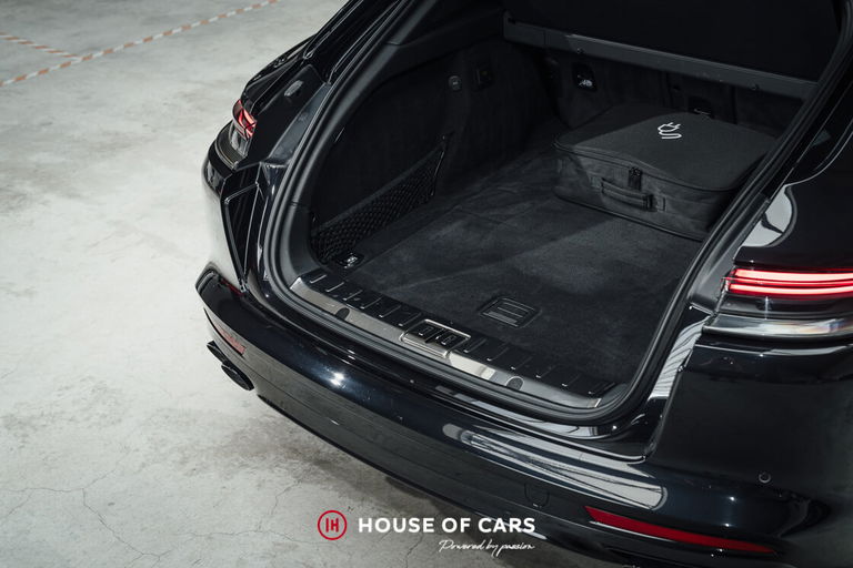 Porsche Panamera 4 E-Hybrid