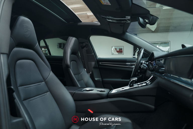 Porsche Panamera 4 E-Hybrid