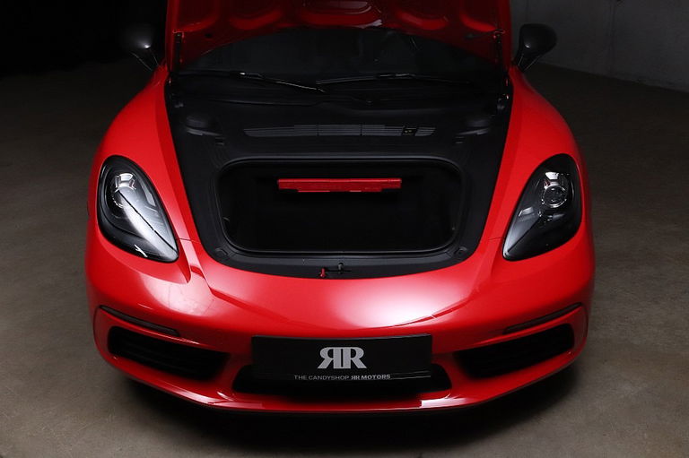 Porsche 718 Cayman T