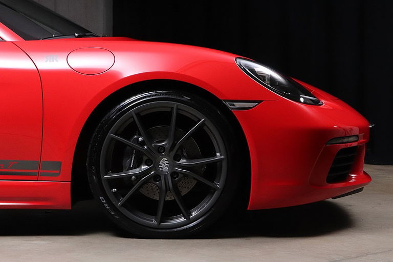 Porsche 718 Cayman T