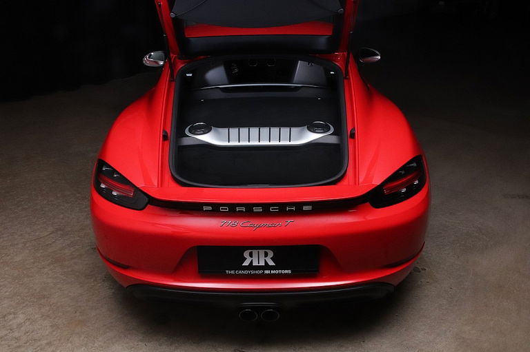 Porsche 718 Cayman T