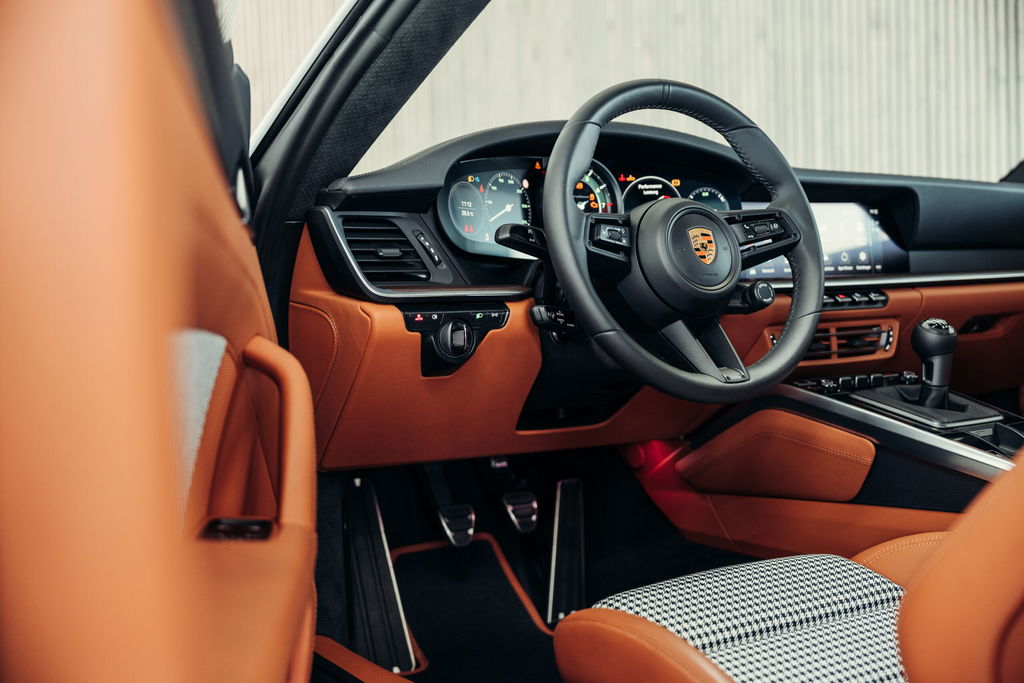 Porsche 992 Sport Classic