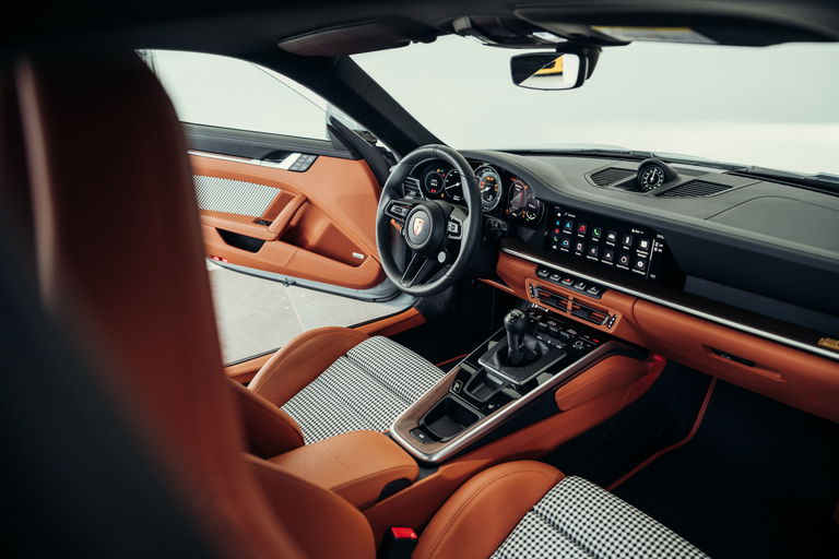 Porsche 992 Sport Classic