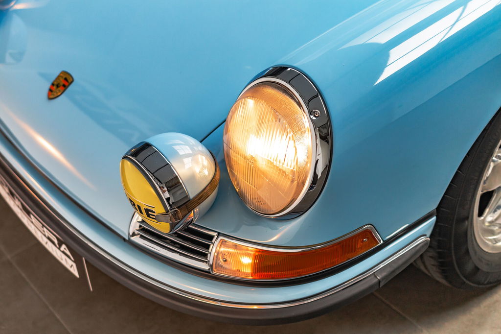 Porsche 911 S (F-Modell)