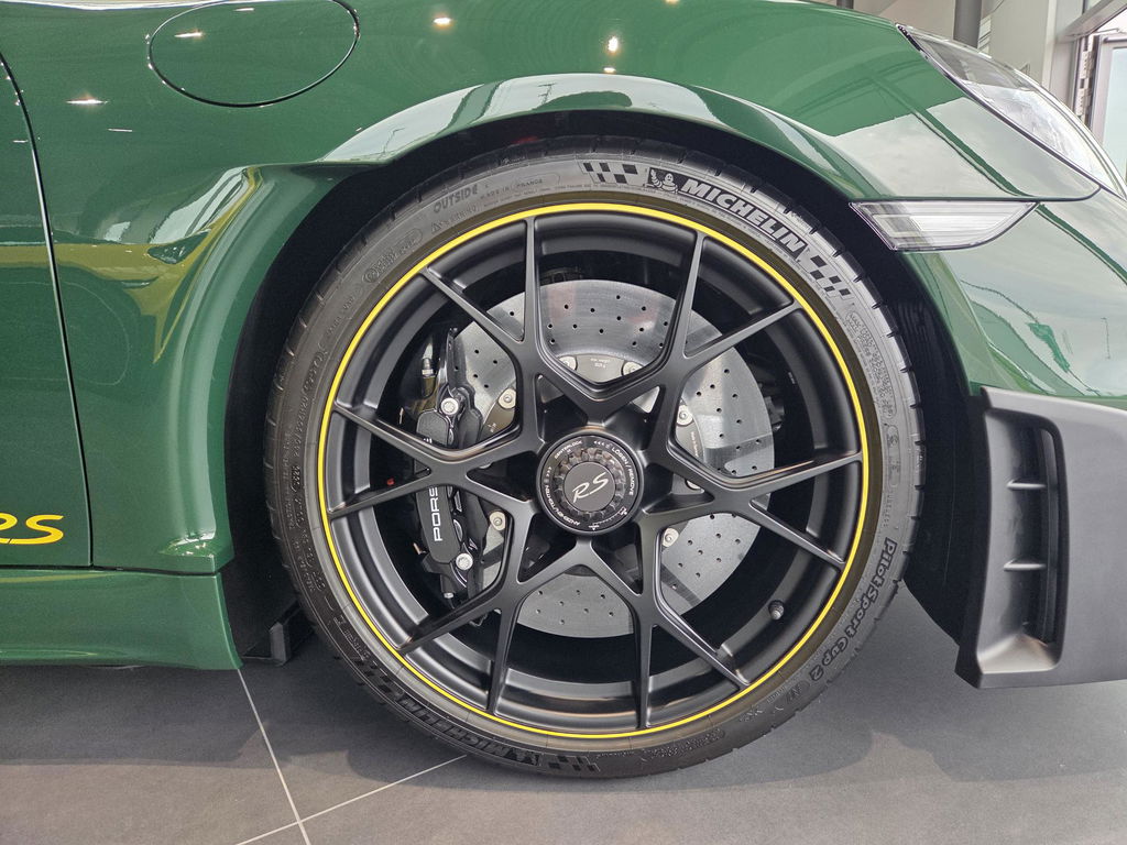 Porsche 718 Spyder RS