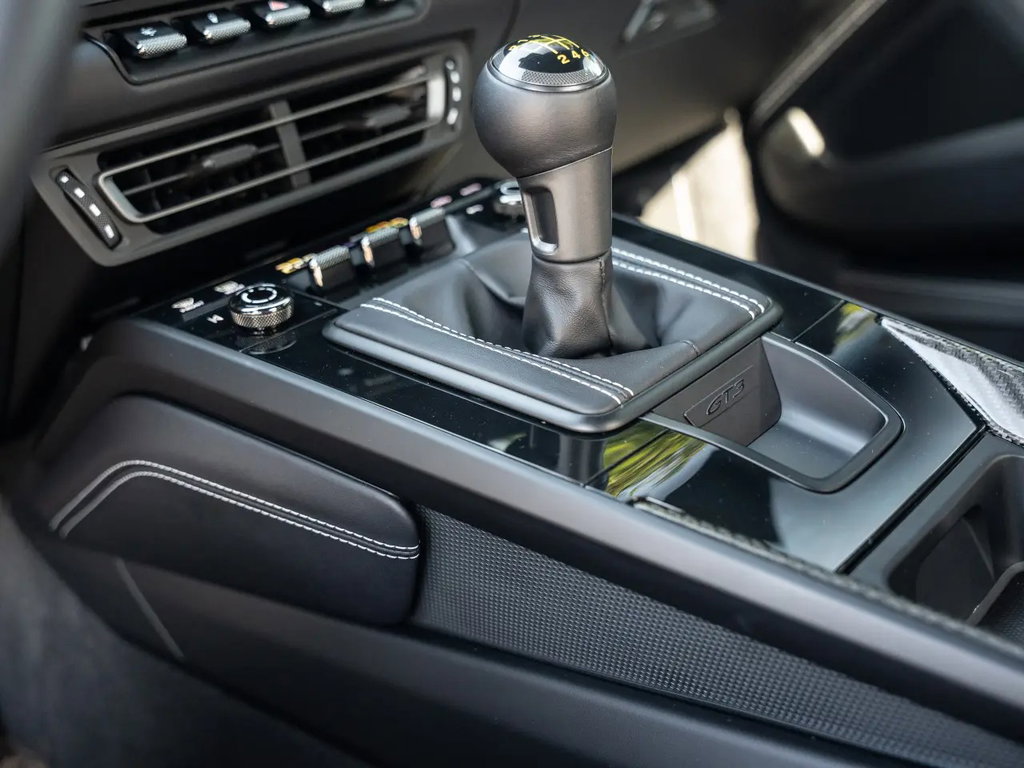 Porsche 992 GT3 Touring