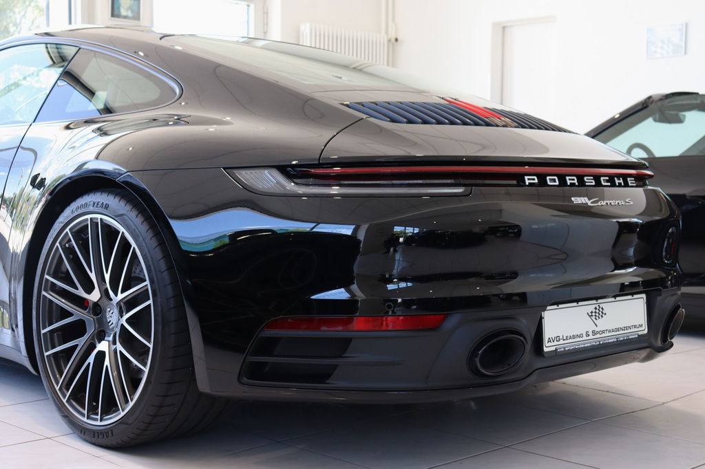 Porsche 992 Carrera S