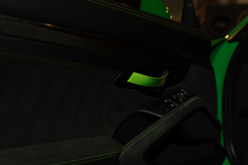 Porsche 718 Cayman GT4