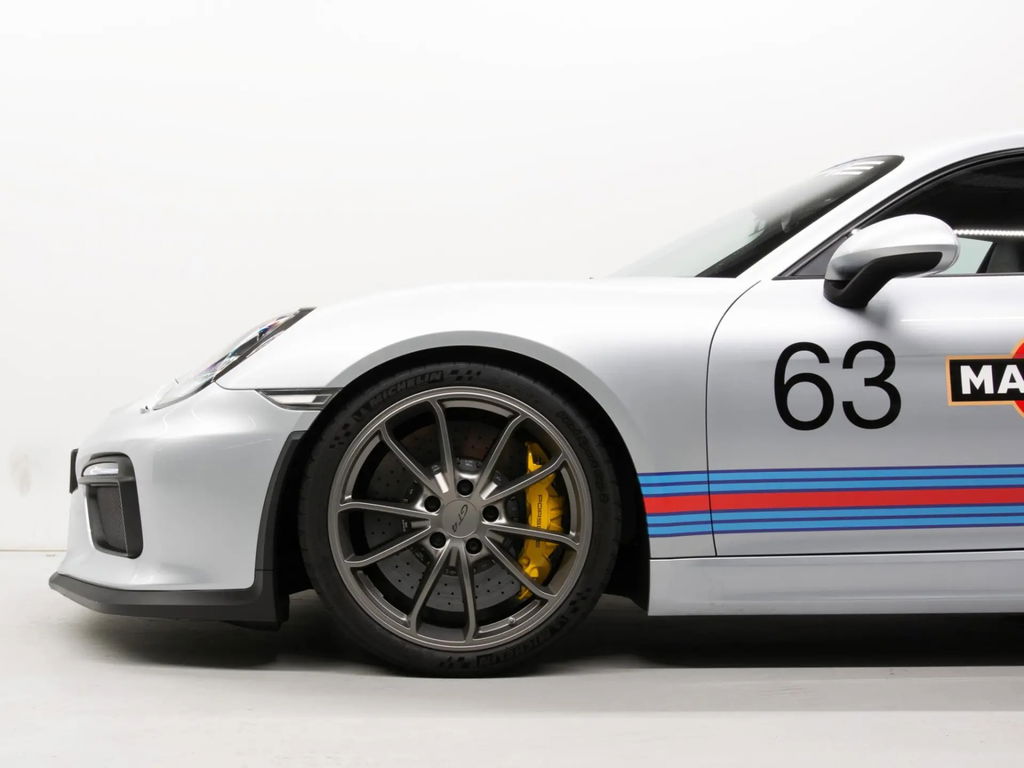 Porsche 981 Cayman GT4