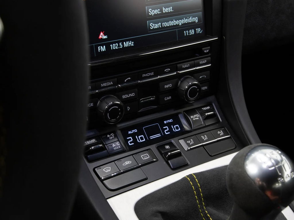 Porsche 981 Cayman GT4