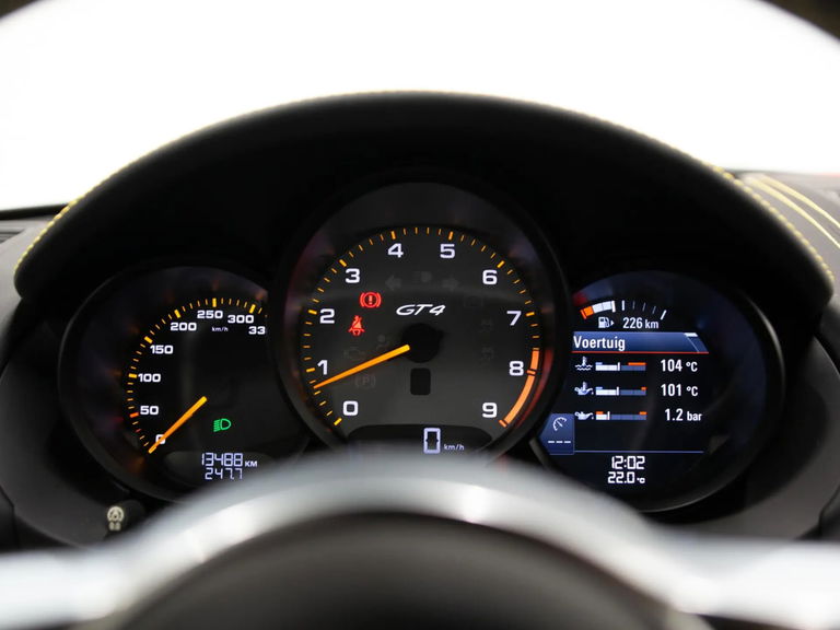 Porsche 981 Cayman GT4