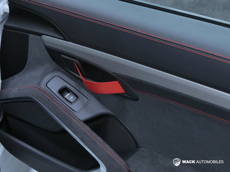 Porsche 981 Cayman GT4