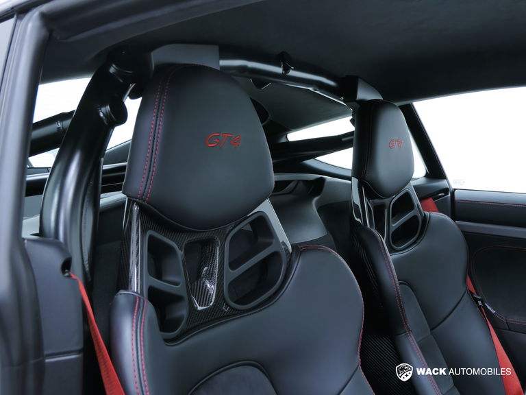 Porsche 981 Cayman GT4