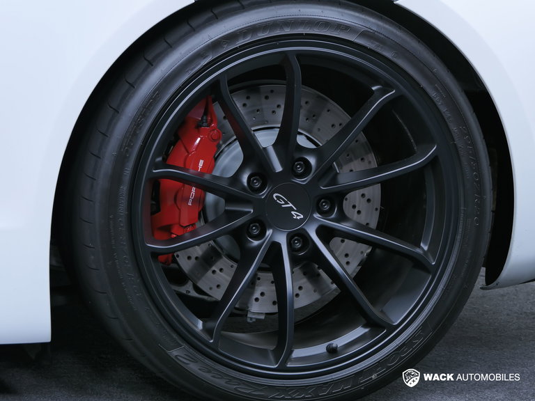 Porsche 981 Cayman GT4